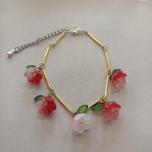 KuloValkea kellokukka rannekoru